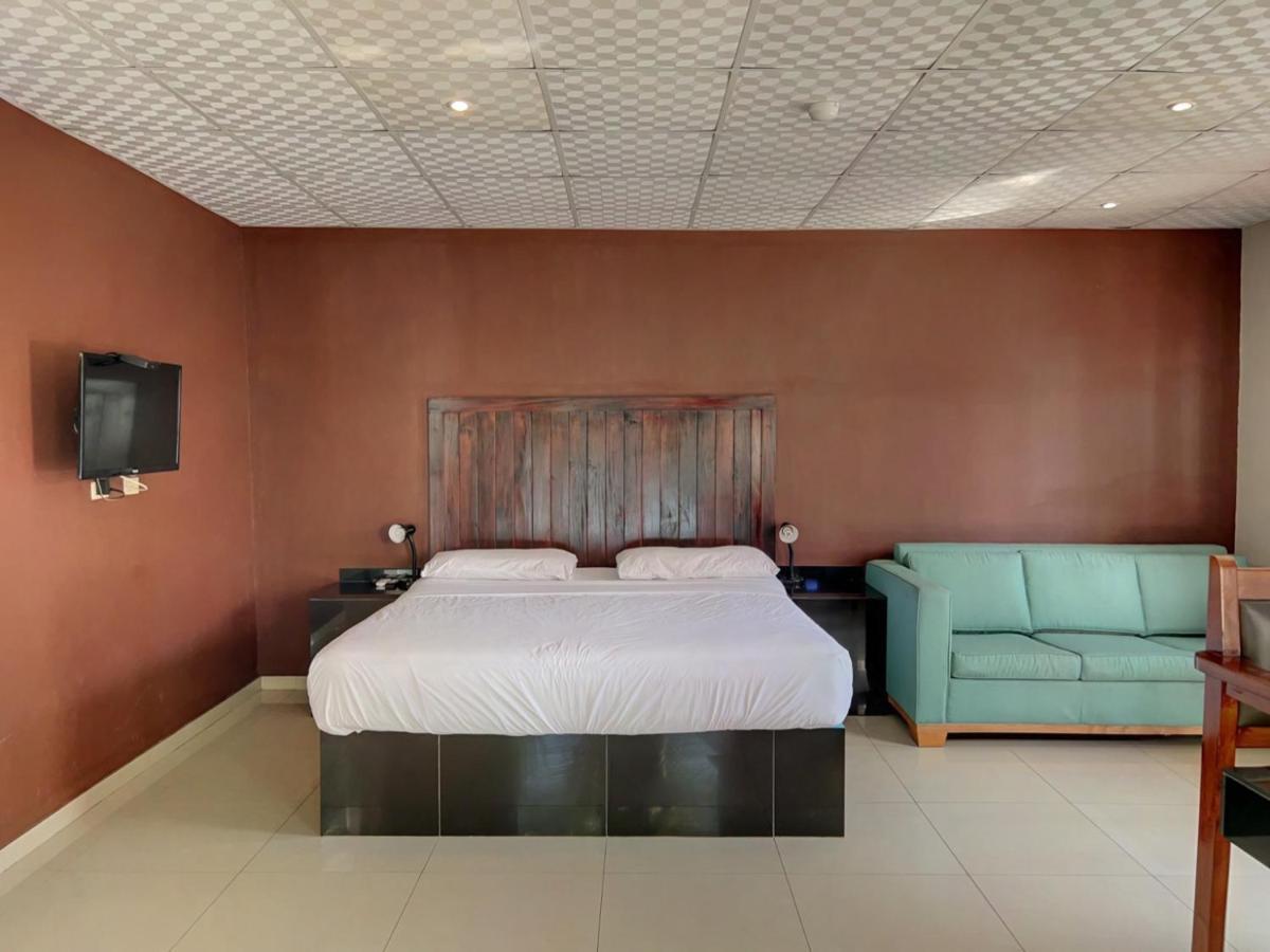 Big Daddy'S Beach Club & Hotel Puerto Armuelles Luaran gambar